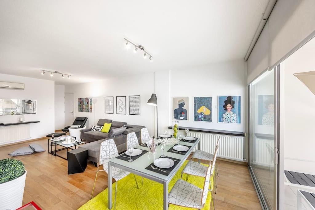 Luxurious Bright & Stylish 2Br With Office In Nicosia公寓 外观 照片