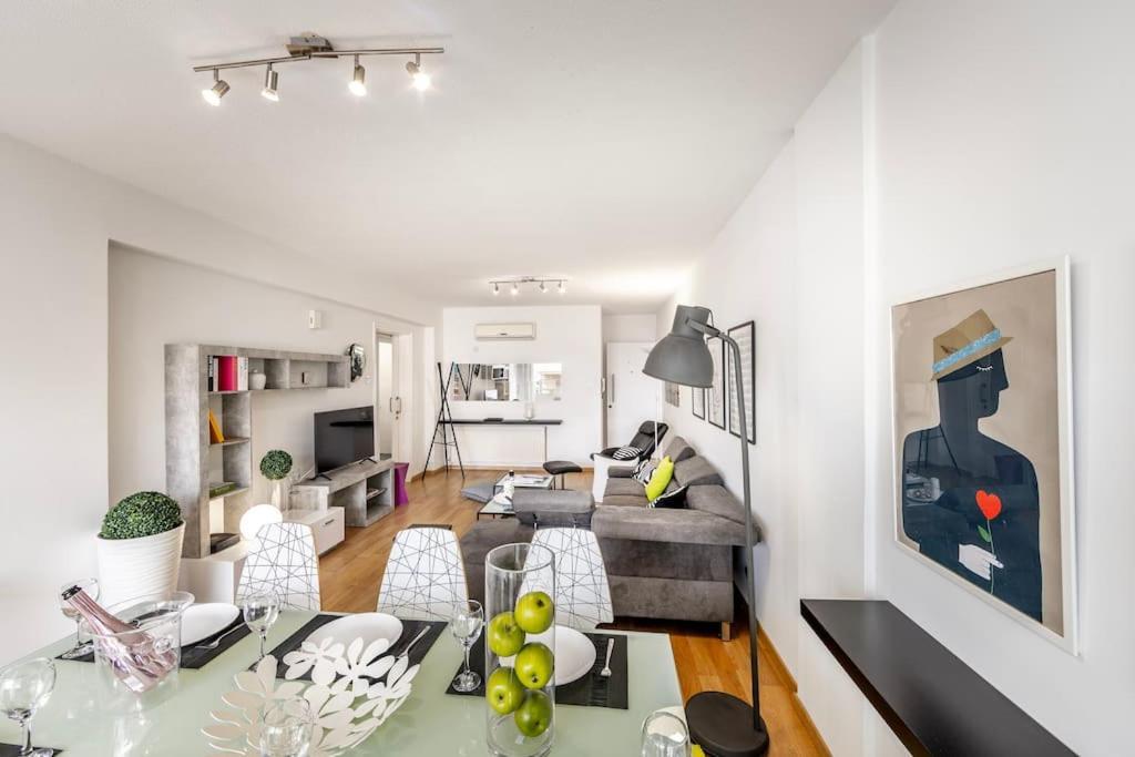 Luxurious Bright & Stylish 2Br With Office In Nicosia公寓 外观 照片